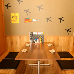 扉付き完全個室完備！雰囲気よくて落ち着ける空間。2名～4名様個室でゆっくりとお過ごしいただけます。宴会は最大29名様迄OK!!◆記念日や誕生日会などにも周りを気にせずご利用いただけます♪