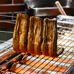 【熟練の職人が焼き上げる国産鰻をぜひご賞味ください】