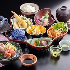 ツアー専用お刺身花かご御膳