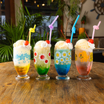 お料理に合う定番のアルコールからカラフルなクリームソーダまで豊富なドリンクをご用意しました♪
