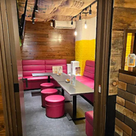 ゆっくりとくつろげる広々とした空間