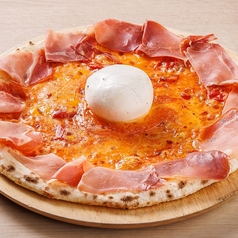 生ハムとブラータチーズ