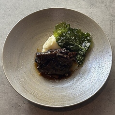 国産牛ほほ肉の赤ワイン煮込み