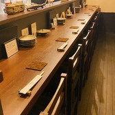 日々の忙しさを忘れて、いつでも気兼ねなくふらっと立ち寄れるアットホームで温かいお店です！少しだけ気分をリフレッシュしたい時や、ご自分のペースでゆったりと羽を伸ばしたい夜にぴったりな最高のリラックス空間★日常の疲れを癒やす至福のサク飲みにも大変おすすめとなっておりますのでぜひお気軽に当店へどうぞ♪