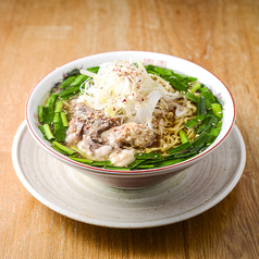 食べ忘れ注意！！焼肉後の〆のラーメン【スタミナ牛テールラーメン】の写真