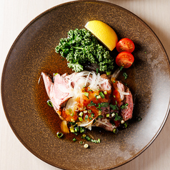 薬味たっぷり生ラムステーキ　ジュレポン乗せ