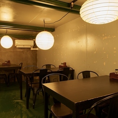 炭火やBB 麻生店の雰囲気2