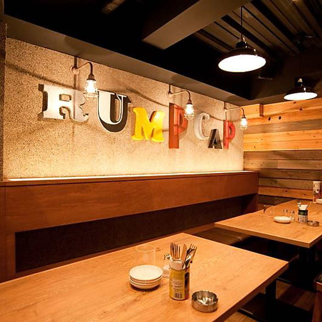 カジュアルとスタイリッシュのちょうど中間。気取らないお洒落な空間が心地いい。