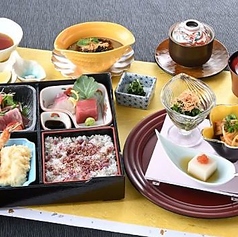 季節の松花堂弁当