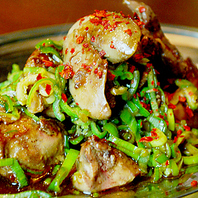 【名物料理3品】塩煮込み、純レバ炒め、鶏ハツ串　