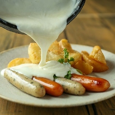 フライドポテトとソーセージ