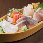 ごったがえしに来たらぜひ頼んでください！！ごったがえしの刺し盛７７７円！！