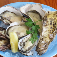 豊洲直送の牡蠣を使用♪生牡蠣から創作牡蠣料理まで◎