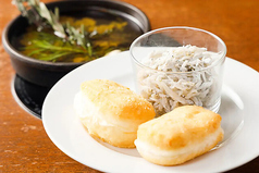 おかわりパン　ニョッコorバケット