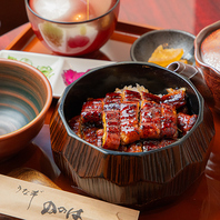 黄金比で作るこだわりの秘伝タレ