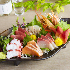 【日本酒とのペアリングにおすすめ】鮮魚盛り合わせ