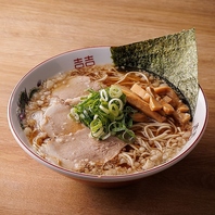 あなたはどっち派？こってり背脂醤油ラーメン