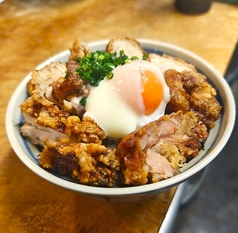 唐揚げ温玉丼定食 夜定食