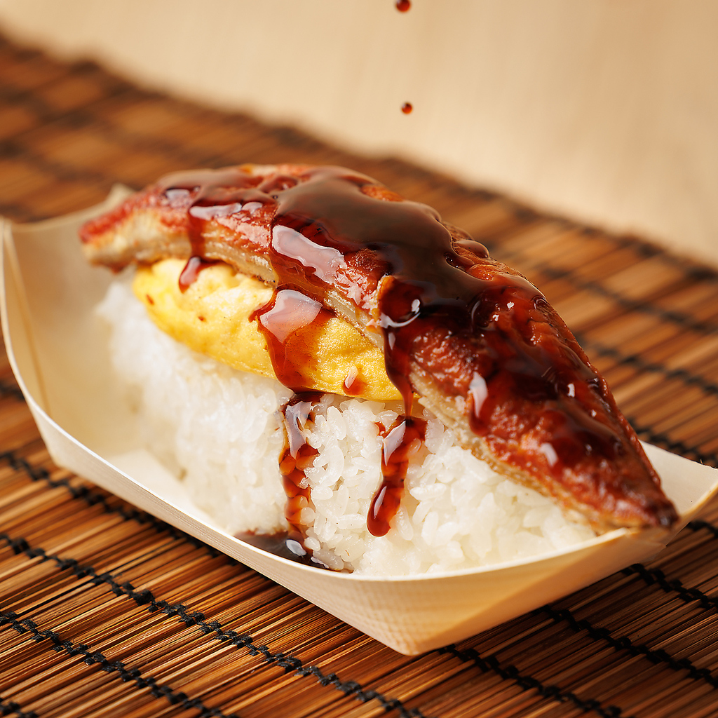 自慢の創作料理を豊富にご用意！見栄え良く仕上げる当店のこだわりメニューをお楽しみください。