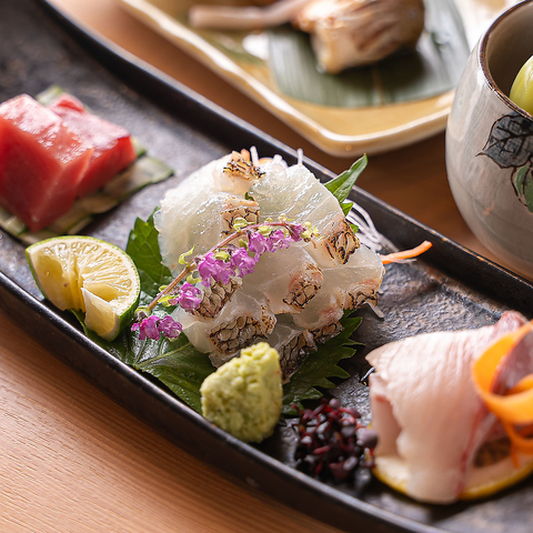 ◆落ち着いた雰囲気の店内で、旬の食材を活かした和食料理とお酒が楽しめるお店