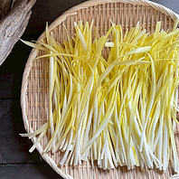 産地にこだわり、素材の持ち味を活かした料理