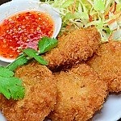 トートマンクン/プラ(海老/魚すり身揚げ)