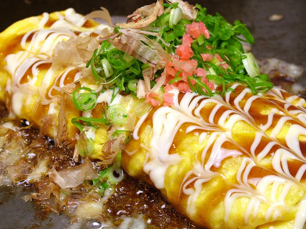 アッツアツのとんぺい焼きもソースが旨い！！