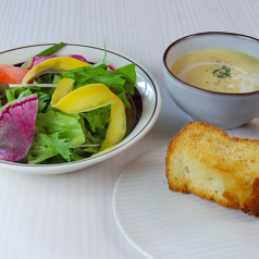 ミニサラダ＋パン＋スープセット