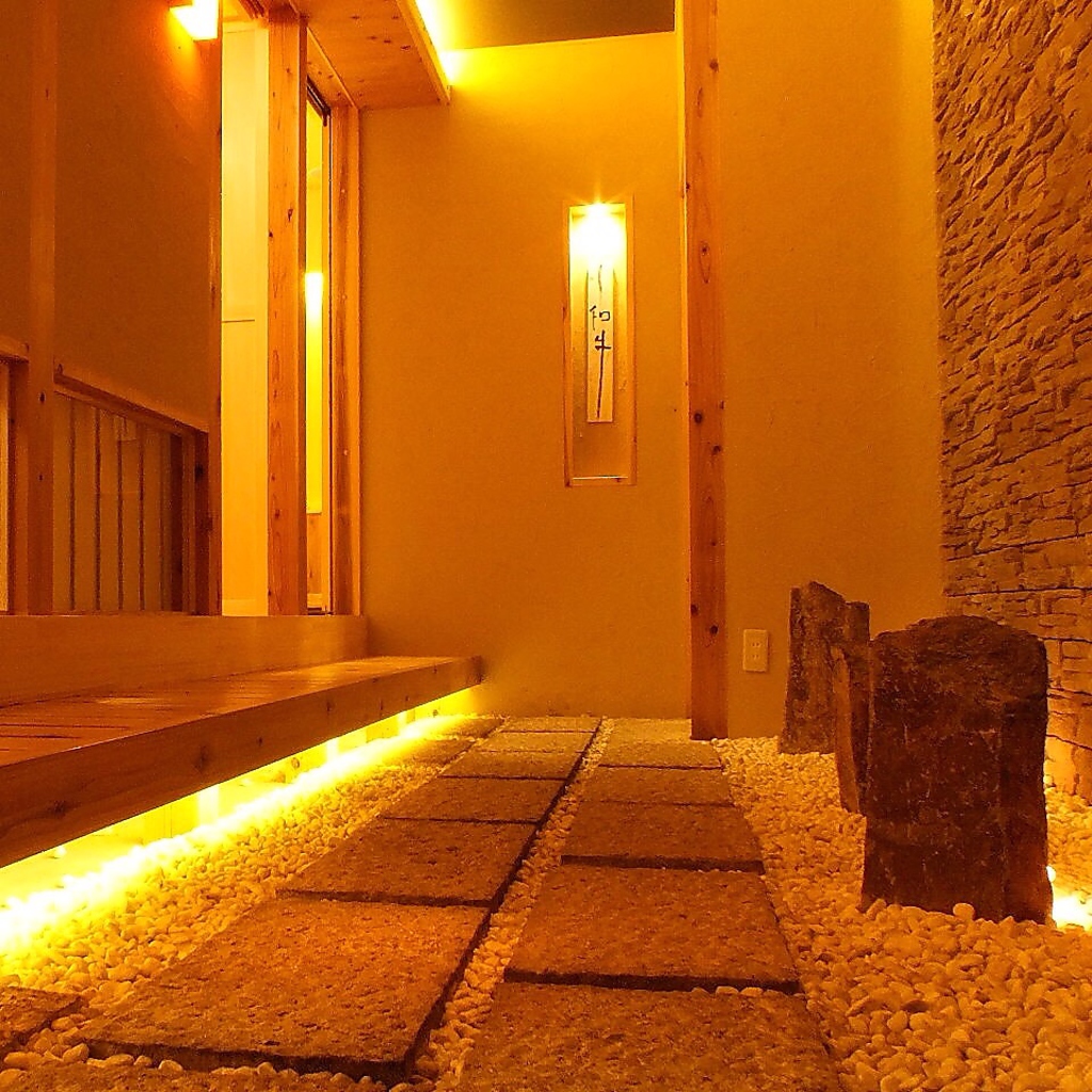 ゆったり落ち着ける掘炬燵個室は7部屋ご用意。2名様～使えるのでデートにも◎個室はご予約がお勧め！