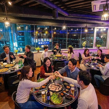 サムギョプサル＆チーズタッカルビ 食べ放題 明洞ポチャ 神田店の雰囲気1