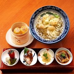 香港海老ワンタン麺御膳