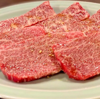 芝浦直送の新鮮なホルモンと、A5ランクのお肉が自慢