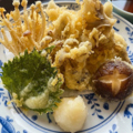 料理メニュー写真&nbsp;鯛とまいたけ、しめじ天ぷら