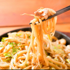 ホルモン焼きうどん