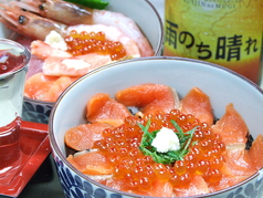 サーモンの親子丼（小鉢）