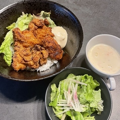 スポーツカフェ&バー GANDY ガンディのおすすめランチ1