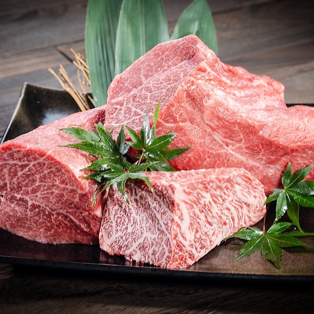 品質の良い肉本来の旨味を感じて頂けるよう丁寧に選び抜いてリーズナブルな価格でご提供いたします
