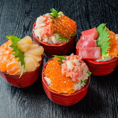  ２種類選べるミニ海鮮丼（カニ、いくら、サーモン、ホタテ、本マグロ）