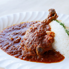 まるごと骨付きもも肉　スパイスチキンカレー