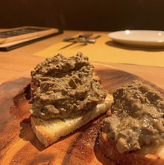 鶏レバーのクロスティーニ　フィレンツェ風　1枚