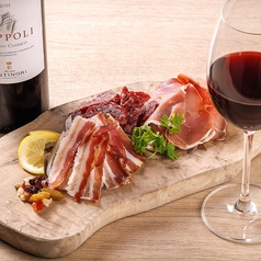 生ハム盛り合わせ　３種　（２人前～）