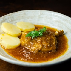 POLLO A LA CACEROLA やわらかハーブチキンのトマトソース煮込み