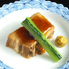 豚の角煮  （江戸川小松菜添え）