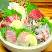 横浜市場直送の鮮魚5点盛りなど本当に美味しい食材を、どなたでも気軽に楽しめるお値段でご提供致します。