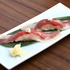 炙り肉寿司(二貫)