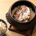 料理メニュー写真 真鯛の炊込み土鍋ご飯