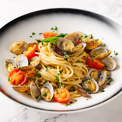 アサリとフレッシュトマトの ナポリ風 ”ボンゴレビアンコ”