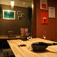 まるでお家でくつろいでいるような居心地の良い堀りごたつお座敷席は、アットホームな宴会にオススメです◎ご利用人数に合わせてテーブルのセッティングが可能！組数によって、完全個室としてもご利用いただけます。ご宴会にピッタリのコースや飲み放題もご用意しておりますので、お気軽にご相談下さいませ！