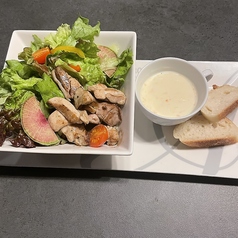 スポーツカフェ&バー GANDY ガンディのおすすめランチ3