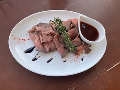 ローストビーフ～赤ワインソース添え～